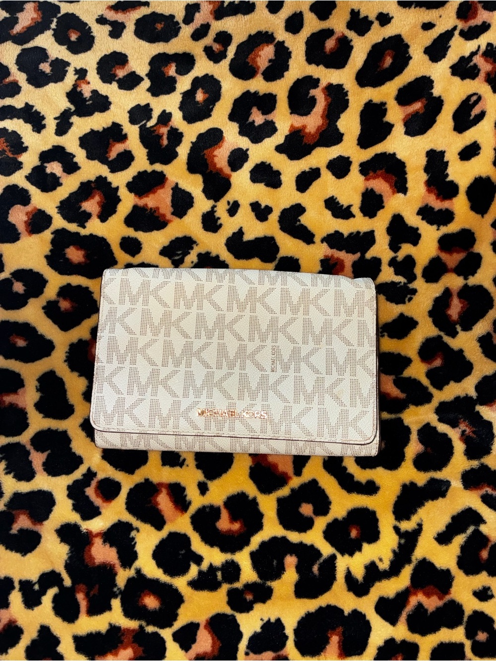 Michael Kors Cream Beige Signature MK Wallet Clutch